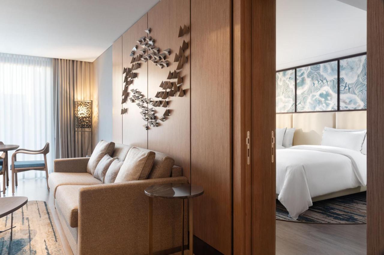 מלון The Westin Istanbul Nisantasi מראה חיצוני תמונה A suite at the hotel